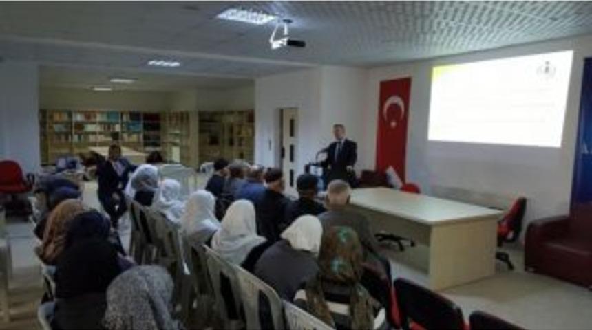 2016 Yılının Son Umrecilerine Seminer D&uuml;zenlendi