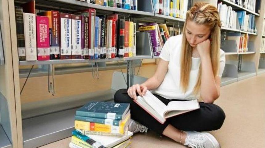 T&uuml;rkiye'de En &Ccedil;ok Kadınlar Kitap Satın Alıyor