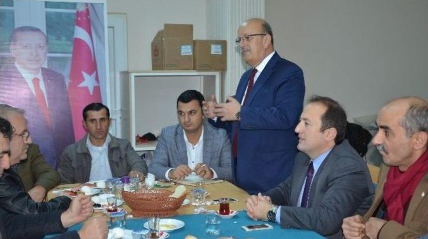 Sargın Muhtarlarla Buluştu