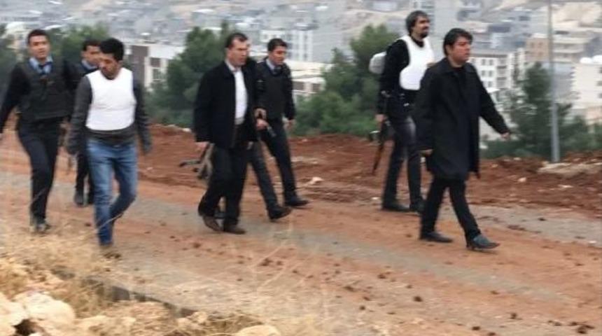 Şanlıurfa'da Ter&ouml;ristler Polis Aracına Saldırdı: 3 Polis Yaralı (1)