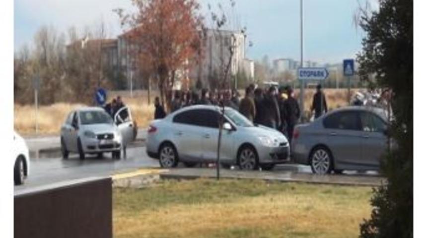 Niğde&rsquo;de &Uuml;niversite &Ouml;ğrenci Konseyi Se&ccedil;iminde Gerginlik