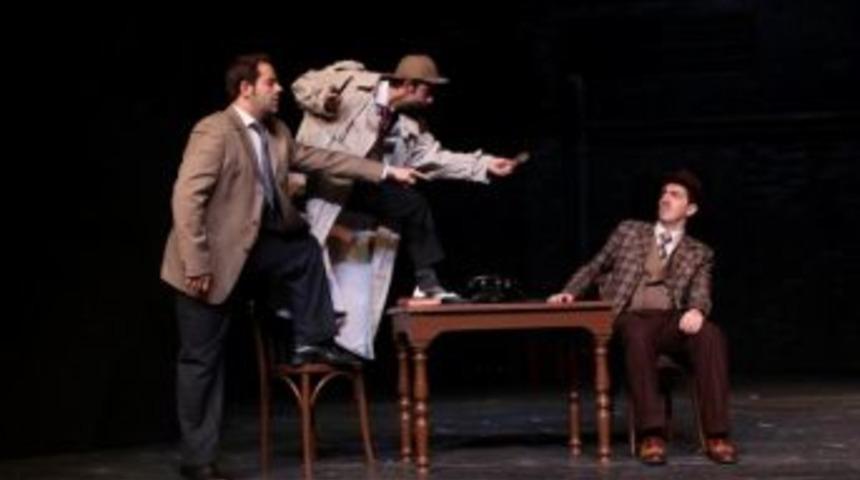 Sdt &rsquo;lysistrata Ve 39 Basamak&rsquo; Adlı Oyunu Seyirciyle Buluşturacak