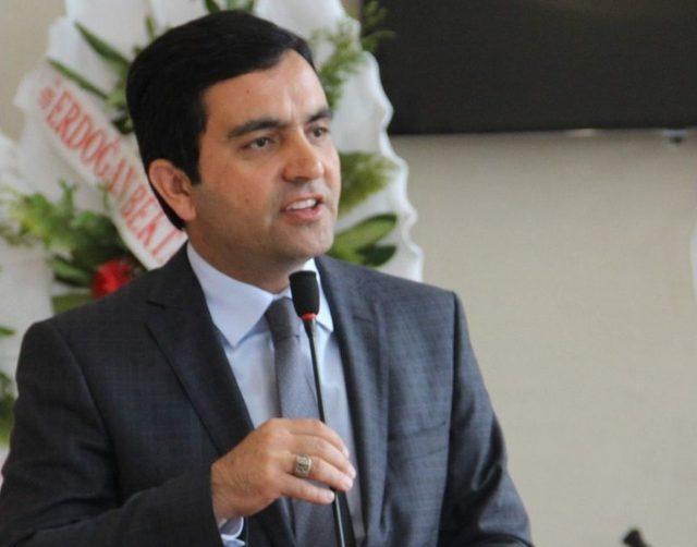 &Ccedil;arşı Esnafı İle Buluşan Belediye Başkanı Bah&ccedil;eci Ve Ak Parti İl Başkanı Kendirli Referandumu Anlattı 1