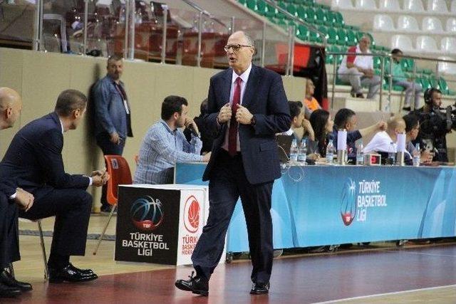 Nesine.com Eskişehir Basket’in Bileği Bükülmüyor