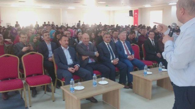 Develi’de ’hafıza Tekniği Ve Sınav Kaygısı’ Konferansı