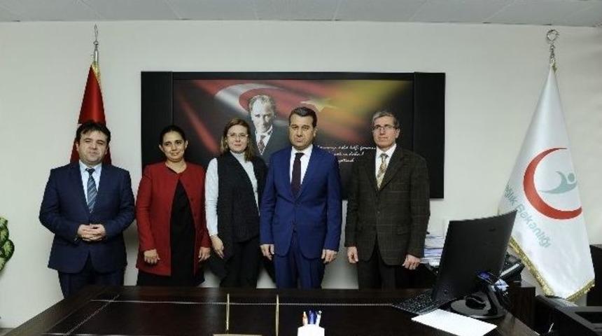 Vali &Ccedil;elik, Sigara Ve Alkolden Uzak Durmanın &Ouml;nemine Dikkat &Ccedil;ekti