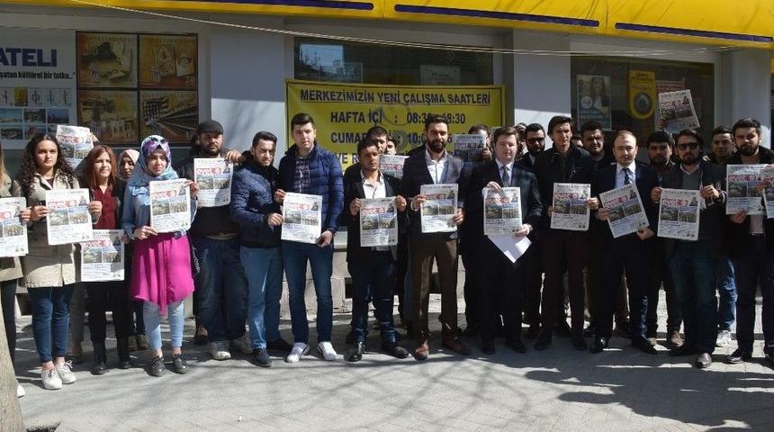 Ak Gen&ccedil;ler Kılı&ccedil;daroğlu&rsquo;na &rsquo;evet Gazetesi&rsquo; G&ouml;nderdi