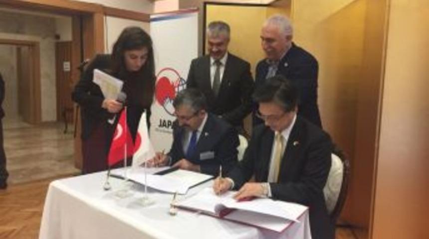 Japonya B&uuml;y&uuml;kel&ccedil;iliğinden Okul Yenileme Projesine Destek