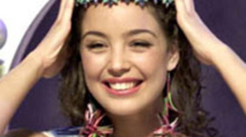 Kadınlar Giderek G&uuml;zelleşiyor