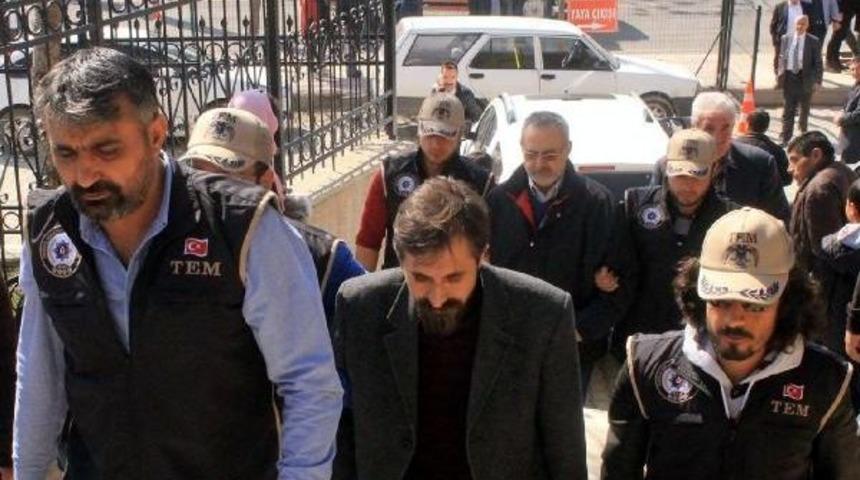 Serbest Bırakılan Abd Konsolosluğu Terc&uuml;manı Yeniden G&ouml;zaltına Alındı (2)