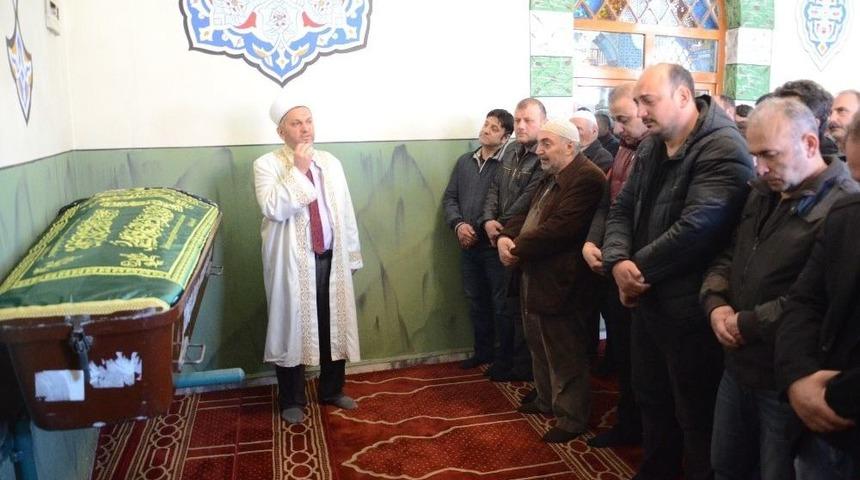 Adnan Ertem&rsquo;in Acı G&uuml;n&uuml;