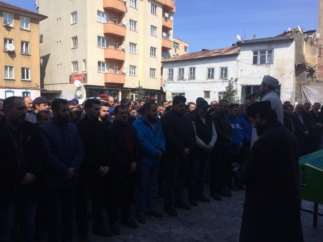 &lsquo;uzun Yusuf&rsquo; Son Yolculuğuna Uğurlandı