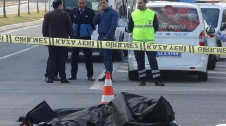 Kamyonun Altında Kalarak &Ouml;ld&uuml;