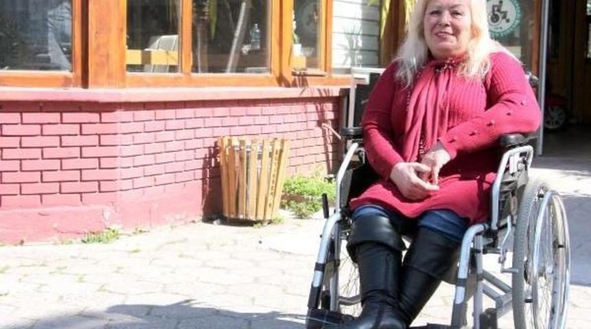 Engelli Kadın Başkan Hakyemezoğlu: Kadınlar Hi&ccedil;bir Şeyden Yılmasın