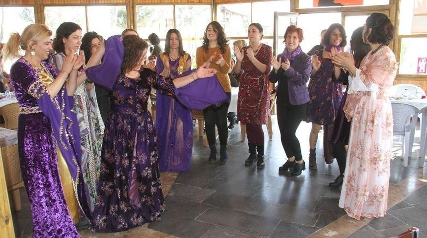 Bağlar Belediyesi Kadınlar İ&ccedil;in Etkinlik D&uuml;zenledi