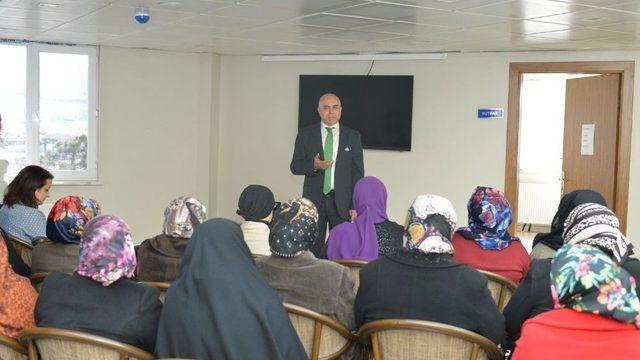 Ali Korkut’tan Ev Hanımlarına reis Hediyesi