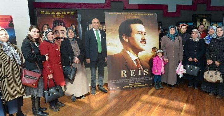 Ali Korkut’tan Ev Hanımlarına "reis" Hediyesi G4