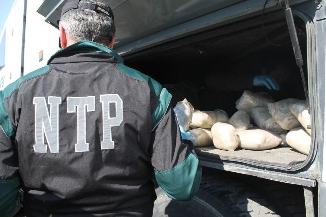 İ&ccedil;inde 26 Yolcu Bulunan Otob&uuml;ste 100 Kilo Uyuşturucu Yakalandı