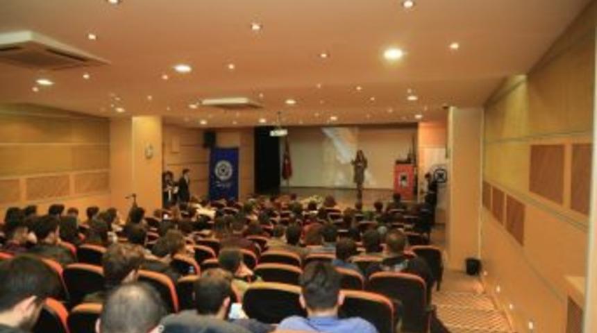 &ldquo;kadın Eli Değen Her Şey İncelir&rdquo;