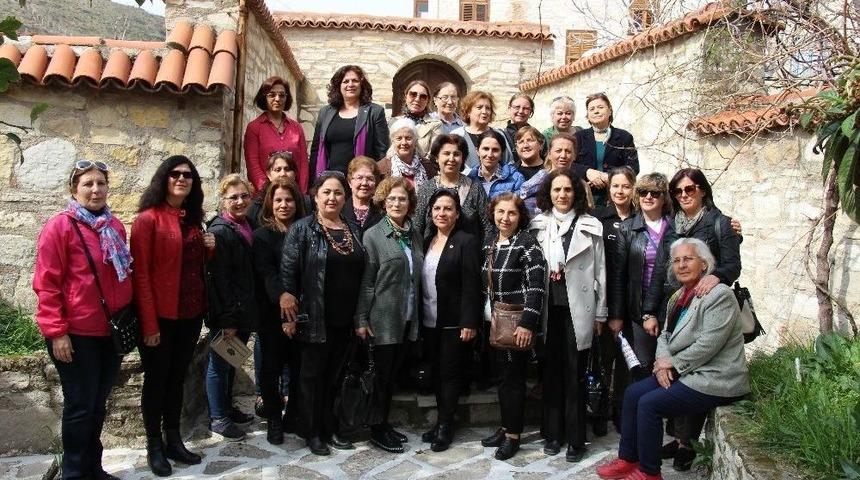 Söke Kadın Meclisinden 8 Mart Dünya Kadınlar Günü Açıklaması