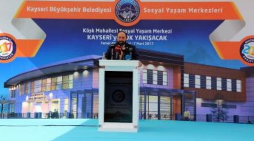Ak Parti Kayseri Milletvekili İsmail Emrah Karayel: