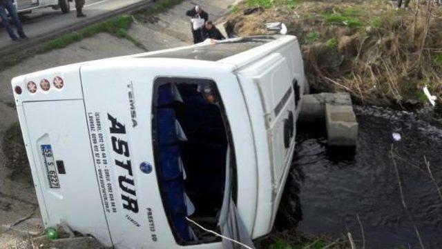 Tekirdağ'da Işçi Midibüsü Dereye Yuvarlandı: 18 Yaralı