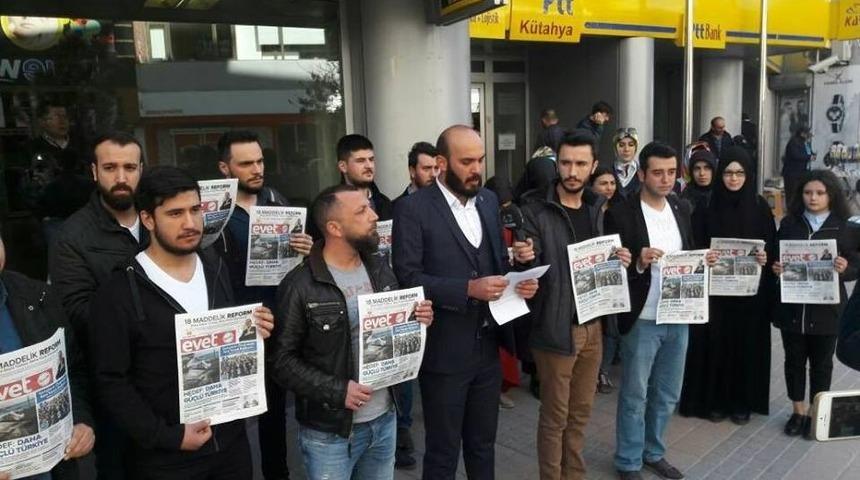 K&uuml;tahyalı Gen&ccedil;ler, Kemal Kılı&ccedil;daroğlu&rsquo;na &rsquo;evet&rsquo; Gazetesi G&ouml;nderdi