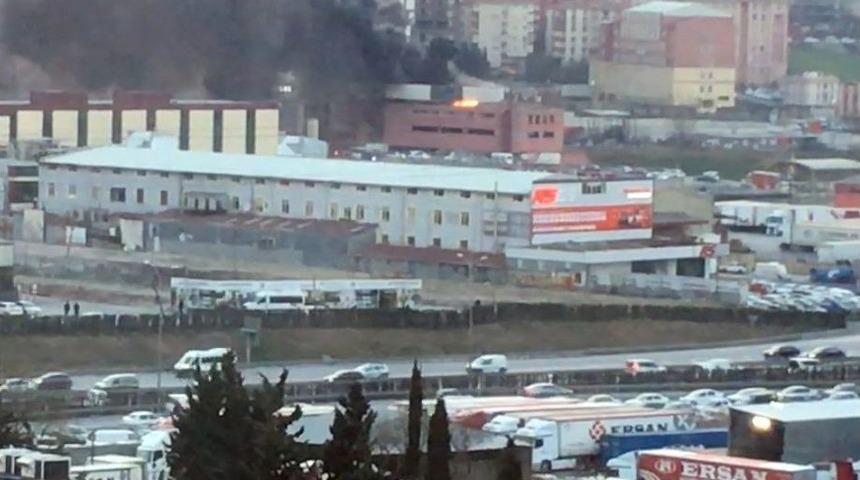 Sefaköy’de Yangın Paniği