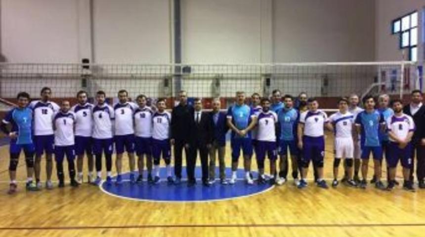 Kaymakamlık Voleybol Turnuvası Başladı
