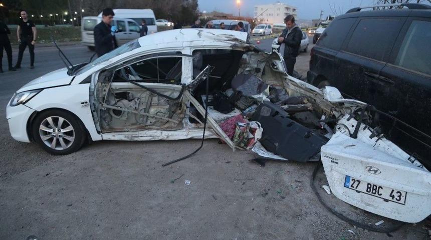 Silopi&rsquo;de Trafik Kazası: 2 &Ouml;l&uuml;, 4 Yaralı