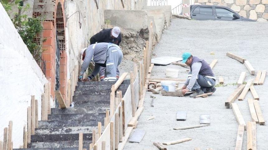 Belediye Ekipleri Yokuşbaşı Ve Kumbah&ccedil;e&rsquo;de &Ccedil;alışmalarını S&uuml;rd&uuml;r&uuml;yor
