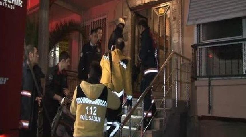 Maltepe'de &Ccedil;ıkan Yangında 1 Kişi &Ouml;ld&uuml;