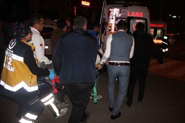 Kayseri’de 2 Otomobil Çarpıştı: 3 Yaralı