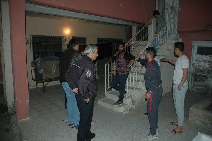 Önce Dövdüler Sonra Polise Teslim Ettiler G5