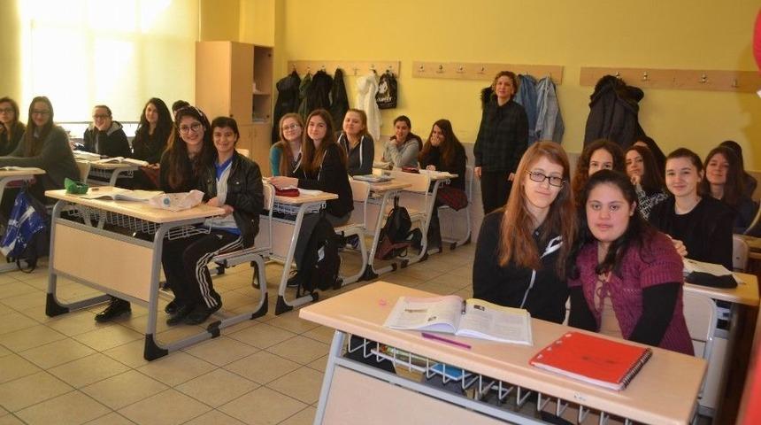 Best Buddies&rsquo;ler Birlikte Ders Dinledi