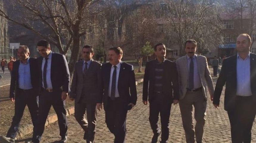 &Ouml;zbek&rsquo;ten Referandum &Ccedil;alışması