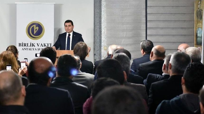 Başkan T&uuml;t&uuml;nc&uuml;, Birlik Vakfı&rsquo;nın Konuğu Oldu