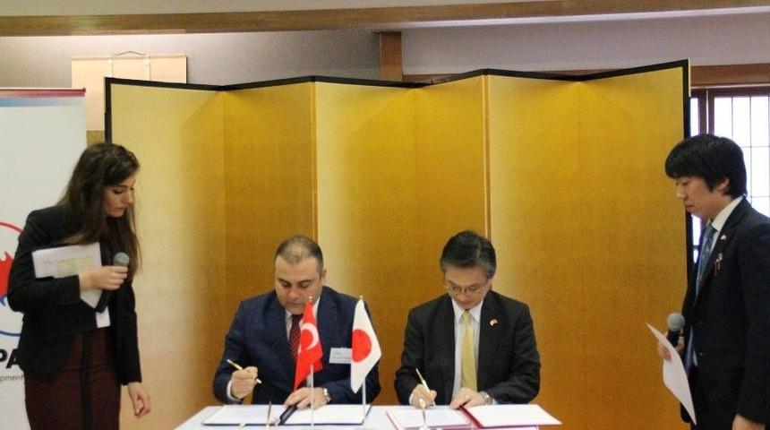 G&ouml;rele Belediyesi İle Japonya B&uuml;y&uuml;kel&ccedil;iliği Arasında İmzalar Atıldı