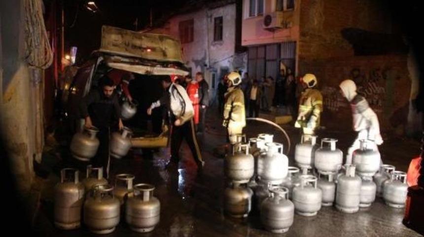 T&uuml;p Dağıtım Aracında Korkutan Yangın