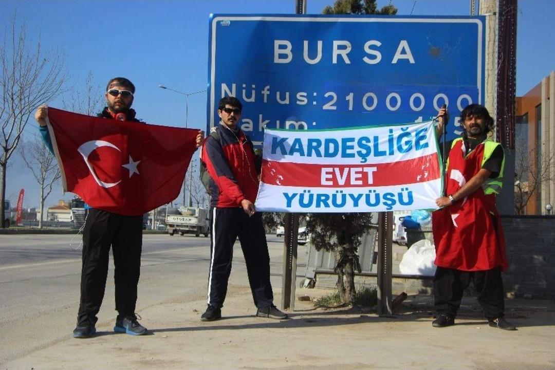Kardeşliğe "evet" Demek İ&ccedil;in 1071 Kilometre Y&uuml;r&uuml;yecekler