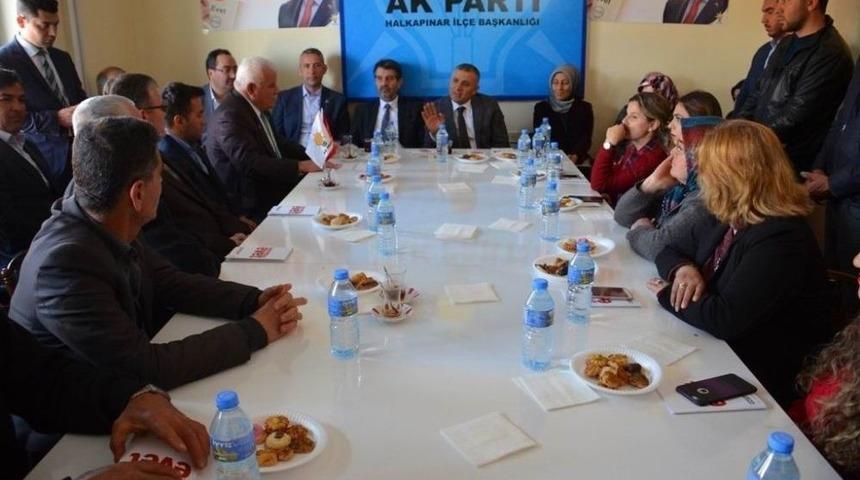 Ak Parti Konya İl Başkanı Arat, Referandum &Ccedil;alışmalarını S&uuml;rd&uuml;r&uuml;yor