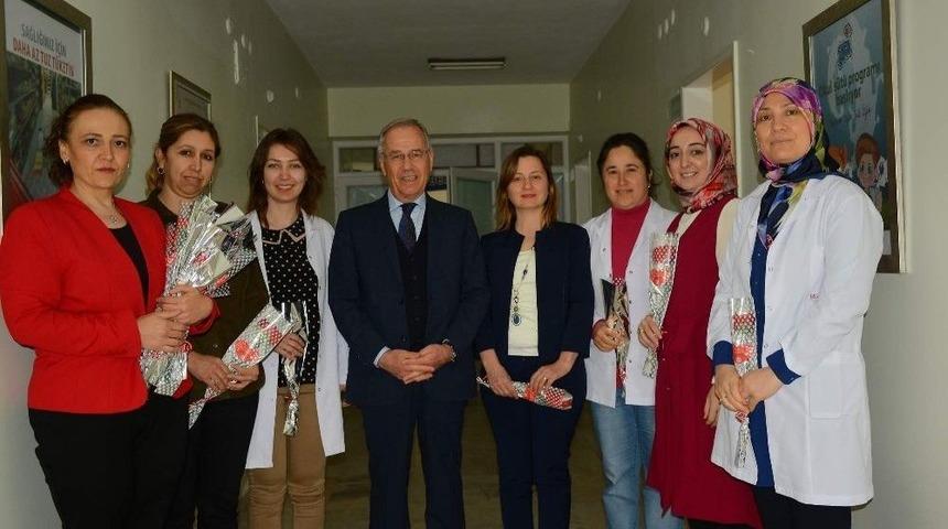 Başkan Acar&rsquo;dan, Kadın Personele 8 Mart S&uuml;rprizi