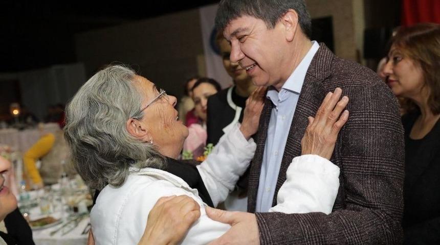 Başkan T&uuml;rel&rsquo;den Kadınlar İ&ccedil;in &Ouml;zel Program