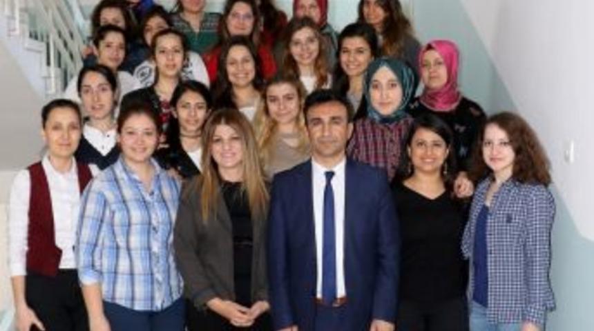 En İyi Hizmeti Verebilmek İ&ccedil;in &Ccedil;alışıyorlar