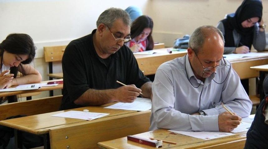 Zeytinburnu&rsquo;nda Kitap Okuma Yarışması Başlıyor