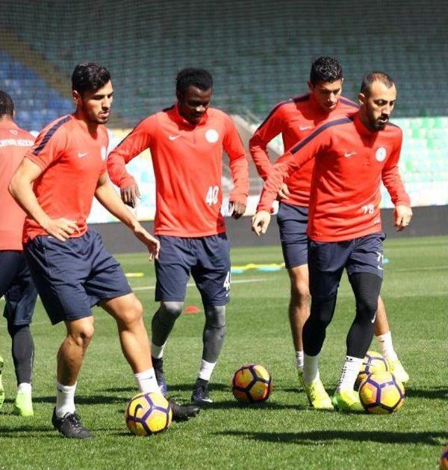 Çaykur Rizesporlu Recep Niyaz: Antalyaspor Maçını Kazanacak Güçteyiz