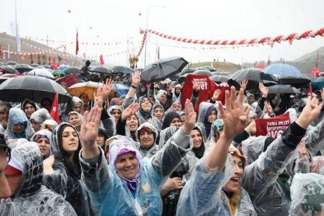 Yıldırım;  Evette Bereket Vardır, Hayırdan Hayır Gelmez