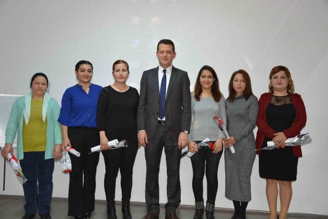 Ortaca&rsquo;da Kadın Kursiyerler Sertifika Aldı