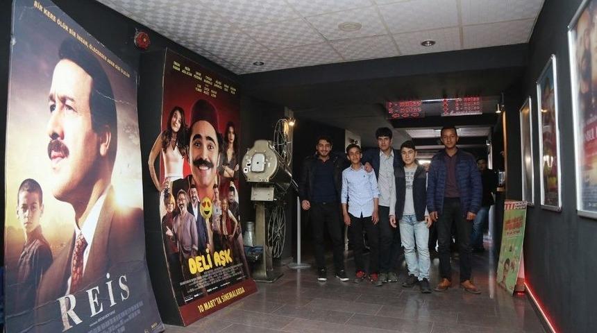 &rsquo;reis&rsquo; Filmini İzlediler