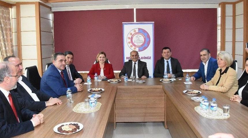 Chp Parti S&ouml;zc&uuml;s&uuml; Selin Sayek B&ouml;ke: